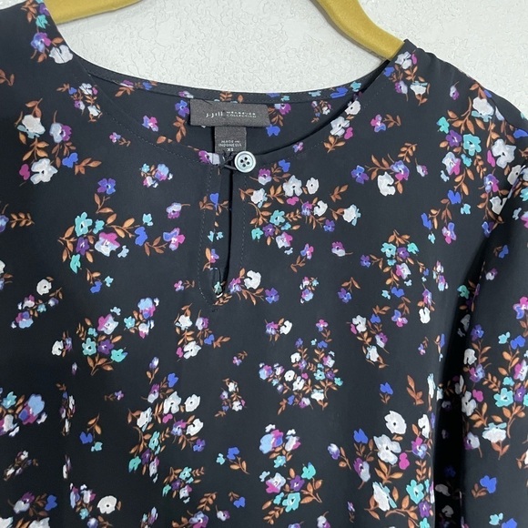 J Jill Wearever Floral Pleat Back Blouse XS - Picture 7 of 7